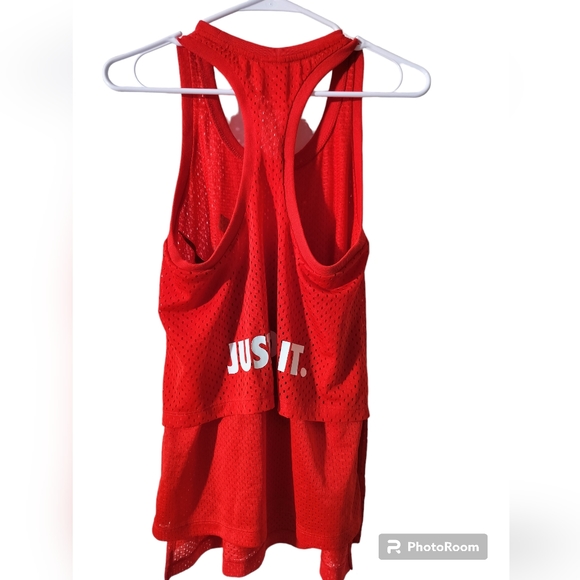 Nike women's red mesh tow layer tank top logo front on bottom layer size S - Picture 6 of 12